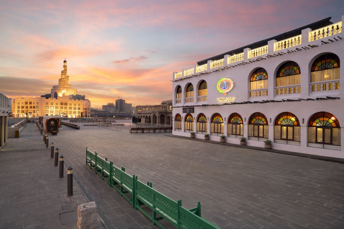 Al Jomrok Boutique Hotel - Exterior Sunrise