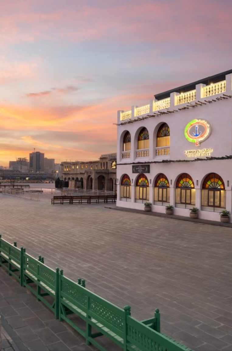 Al Jomrok Boutique Hotel - Exterior Sunrise